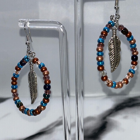 Beaded Hoop Earrings with Silver Feather Charm - Picture 2 of 3